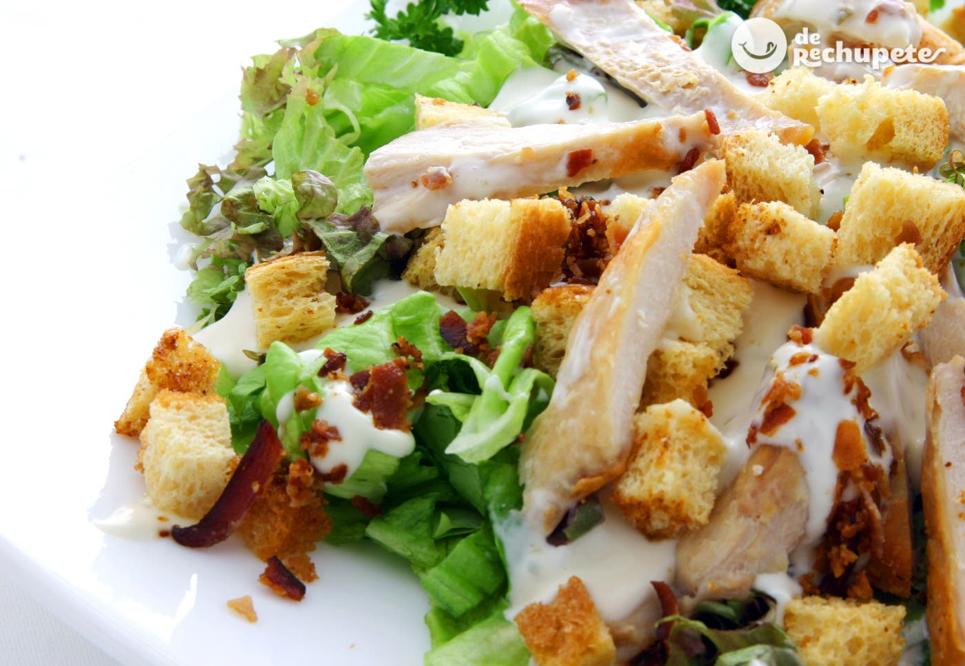 ENSALADA CESAR CON POLLO