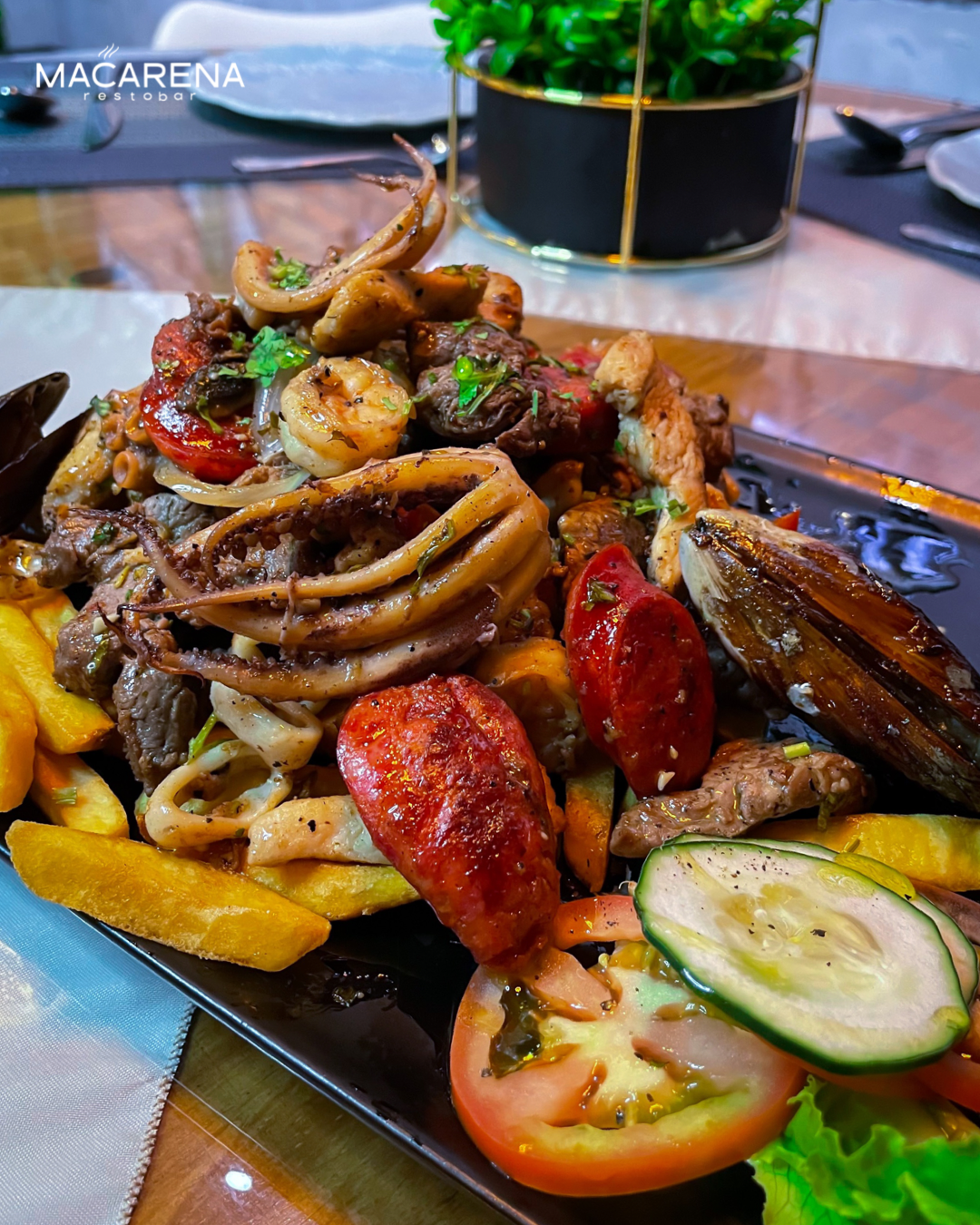 PARRILLA MAR Y TIERRA