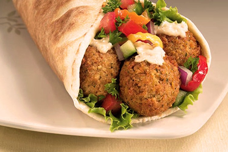 Enrollado de Falafel con carne